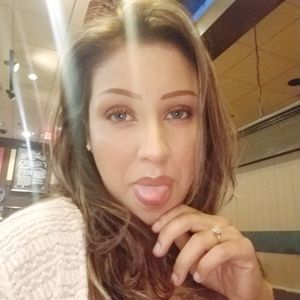 Meet your Posher, Estrella